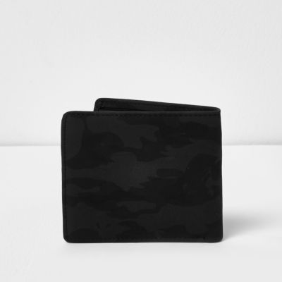 Grey camo fold out wallet